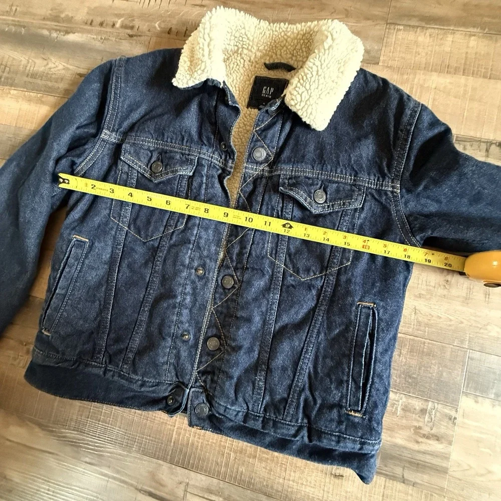 GAP kids sherpa